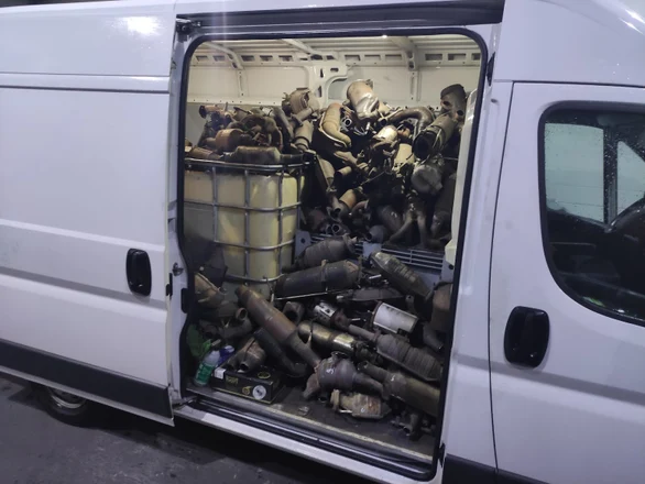 4px-BW84_n0QJGVPszge3NRBsKw-2VcOifrJIjPYFYkOtaCZxxXQ2RjhOcEBgIikGna-adEbPc1ShVq_jyVKYq3h0MsaXsJcro0KYz1bI4YMivLxdcaOrw